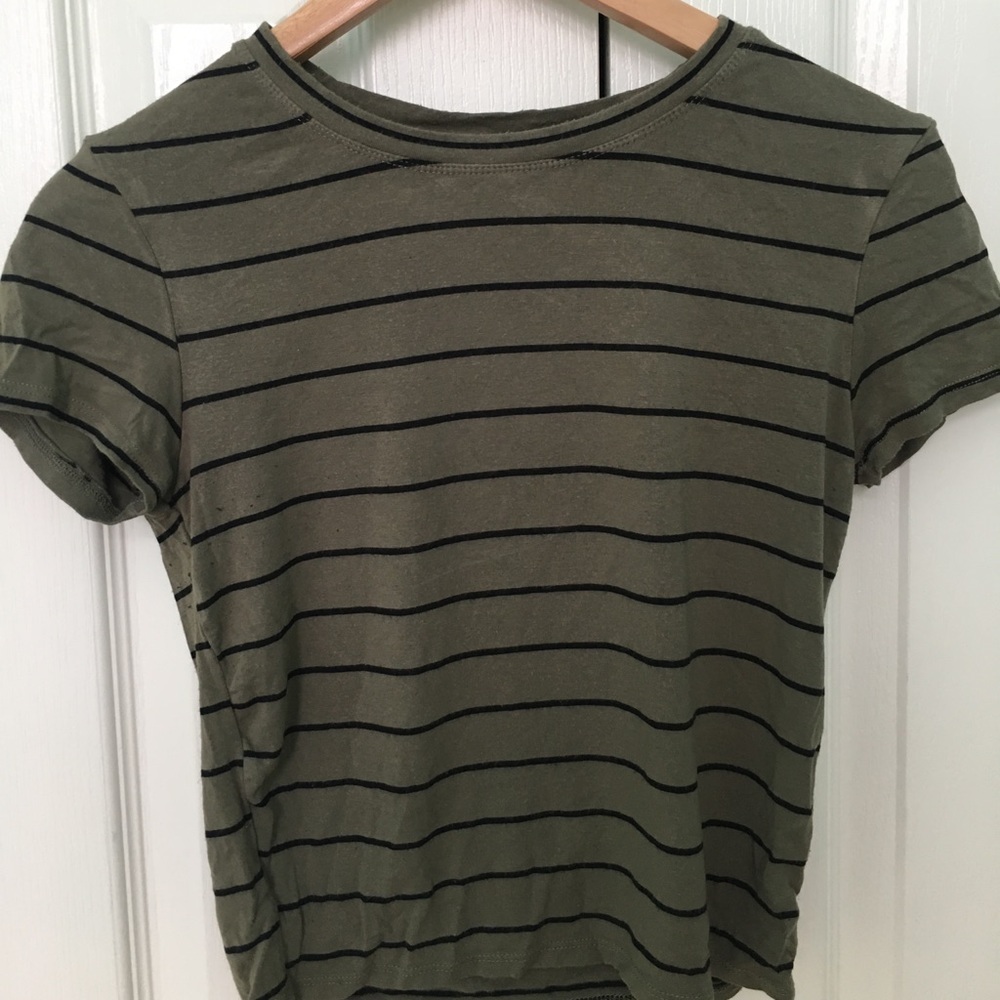 Forever 21 olive green shirt
